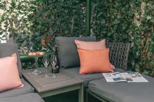 zajos noisy vincent apartman