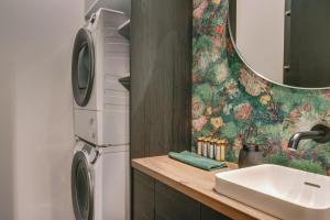 zajos noisy vincent apartman