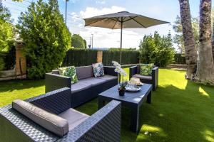 Catalunya Casas Stunning Villa with private pool 33 km to Barcelona