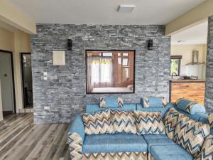Blue Legend Tourist Residence