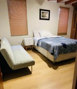 Mini Depa Luminoso con Cocina, a Pasos del Parque Kennedy Miraflores