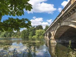 Knightsbridge, Brompton Road Apartment by Harrods