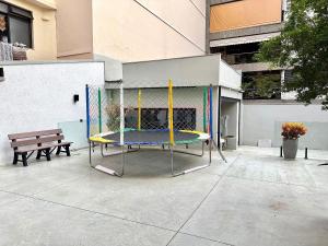 Casa familiar com área gourmet e espaço kids