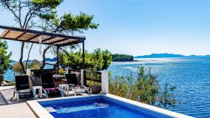 Waterfront House Arnet by Villas Guide