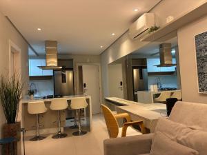 Condomínio com Piscina no Centro de Floripa - CJOs