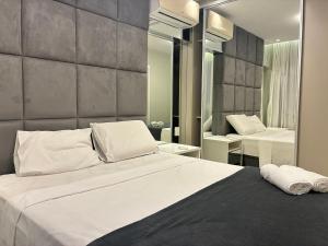 Condomínio com Piscina no Centro de Floripa - CJOs