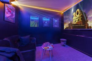 CINEHOUSE - Proche Paris - 5 personnes - Cinéma privé
