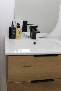 Gorgeous newly renovated apartment