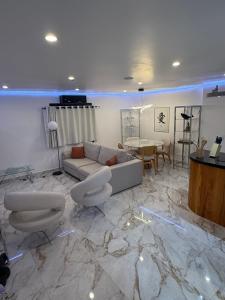 Apartamento sofisticado no Itaim Bibi com garagem e vista