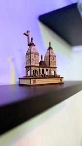 Nivora Stays 3 BHK Near Assi Ghat Lanka, BHU