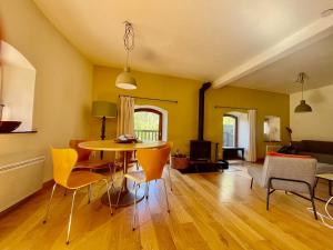 Très bel appartement appartement de caractère avec terrasse, sauna Pelvoux Vallouise