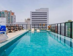 Studio Moderno com Piscina, Academia e Coworking