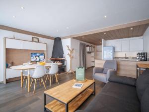 Appartement familial rénové proche des pistes avec WiFi à Courchevel - FR-1-568-60
