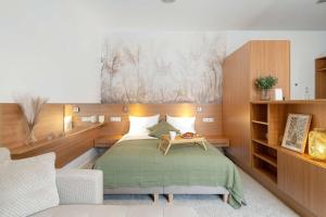 Stylish Apartment Near the Old Market Square in Poznań by Noclegi Renters