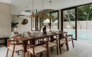 Villa Lanay - Sleeps 16 - Beach Mins Away