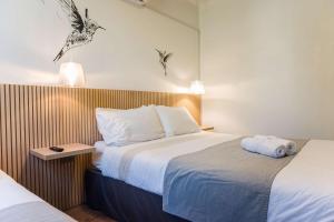 Chic 1BR Suite in Salvador Sleeps 3 Near Metro