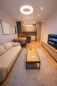 Golden Tower Premium Stay