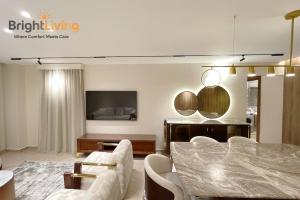 Super Luxury 3BR 2King Size bed hotel furnishing