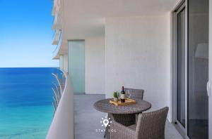 Ocean Views - Balcony & Resort Pool Paradise