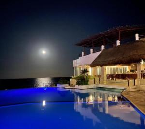 Cancún plaza vista al mar