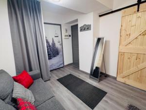 Appartement rénové au centre des 2 Alpes, proche pistes - FR-1-546-65