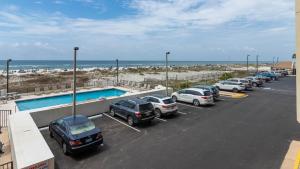 Island Winds East 106