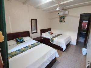 HOTEL Cabinas JACOMAR