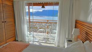 Flat com Vista Espetacular para o Mar a 600m da Praia