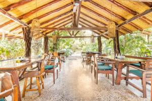 La Buena vida Cabina 1