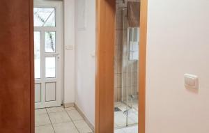 Lovely Apartment In Pinezici With House A Panoramic View