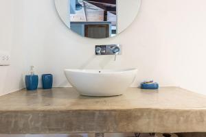 La Buena vida Cabina 4