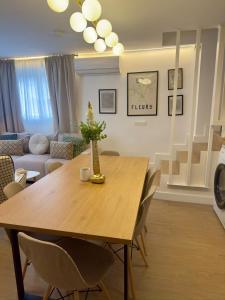 Málaga Center Trinidad Living