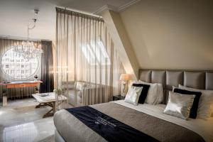 Royal Penthouse with Canal View room in Luxury Suites Amsterdam - Member of Warwick Hotels