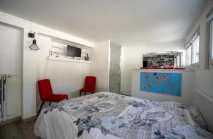 Bright villa floor with terrace and garden