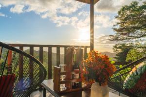 Finca Paraíso Monteverde Oceanview Farm Cabin