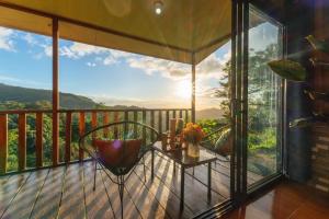 Finca Paraíso Monteverde Oceanview Farm Cabin