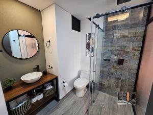 Epic Suite 210 Deluxe Aeropuerto