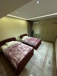 Elegant Three-Bedroom Apartment in Mohandessin