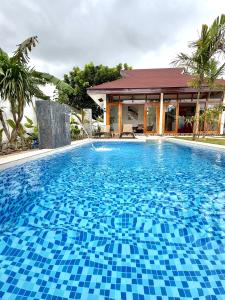 Bella Napoli Resort & Resto