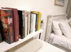 Cozy Private Room Near Center, Secure and Peaceful