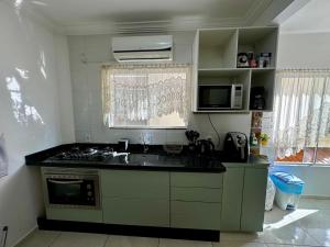 Hospedagem da Lu a 400m da Praia - 3 Dorms-Suíte - Climatizado