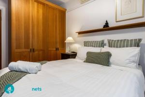 Art Deco Haven Near Bondi & Rose Bay