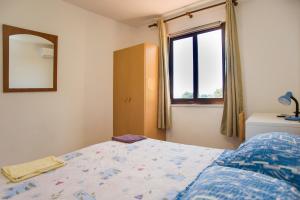 Family friendly seaside apartments Dingac - Borak, Peljesac - 18065