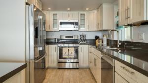 Oceanfront La Selva Beach Home w Fireplace Views Direct Beach Access Sand Castle by AvantStay