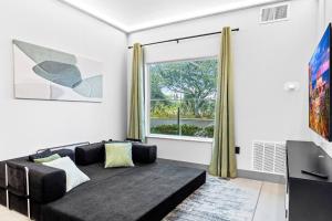 1 bedroom apartment near Disney and Universal