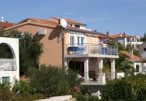 Apartment Rastici 2080a