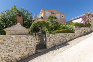 Apartment Rastici 2080c