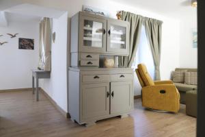 Family friendly house with a swimming pool Ljutici, Krk - 25039