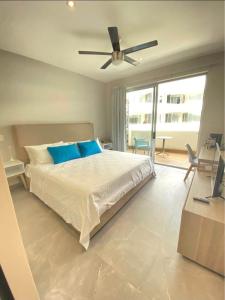 Excelente estudio a 3 cuadras de la Playa