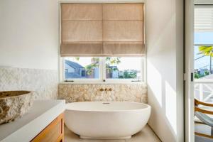 Anaya Spacious Elegant 5 BR Private Pool Villa ZN436